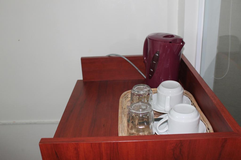 Cherry Midtown Hotel Олонгапо Стая снимка