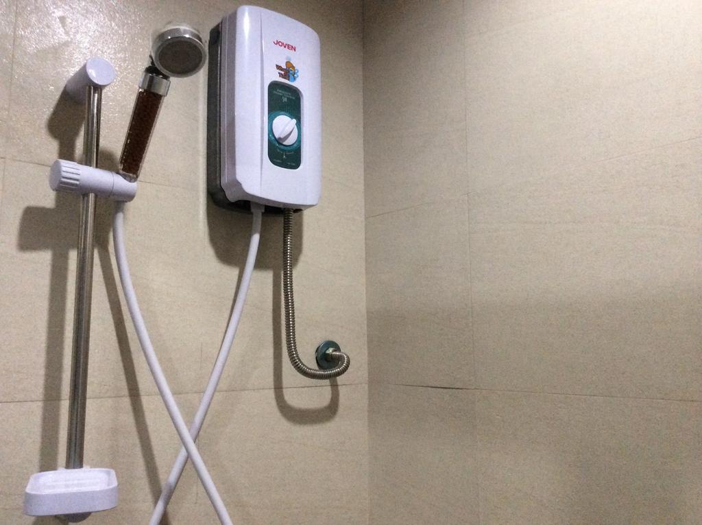 Cherry Midtown Hotel Олонгапо Стая снимка