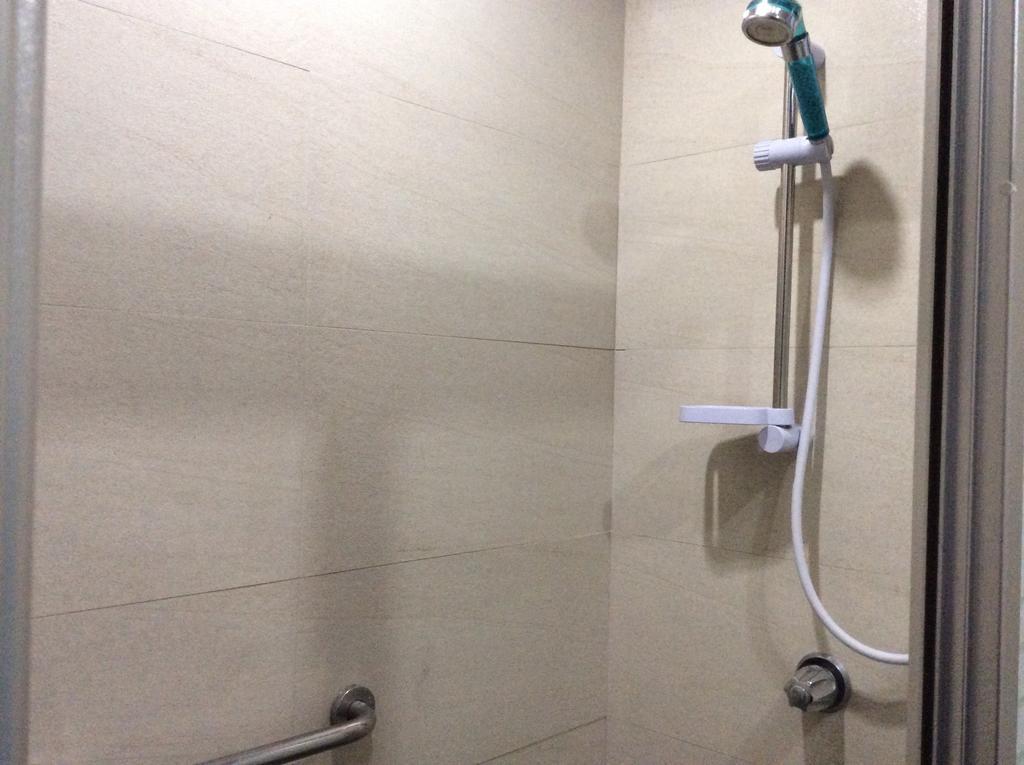 Cherry Midtown Hotel Олонгапо Стая снимка